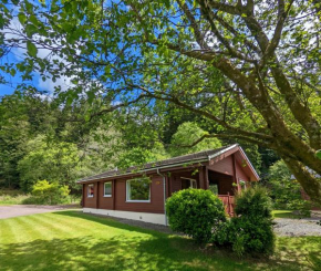  Ruskin Lodges Argyll, by Puck's Glen, Rashfield near Dunoon  Данун